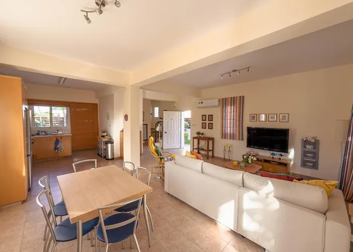 Sirena Sunshine Villa Protaras