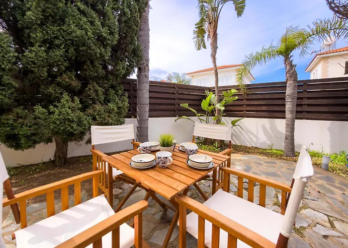 Sirena Sunshine Βίλα *